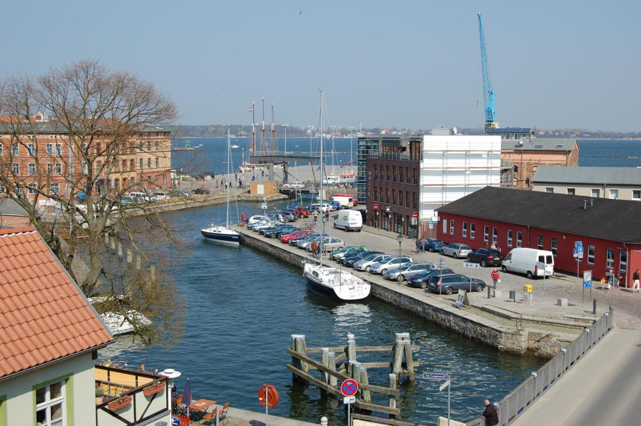 Zum Goldenen Anker Lejlighedshotel Stralsund Eksteriør billede